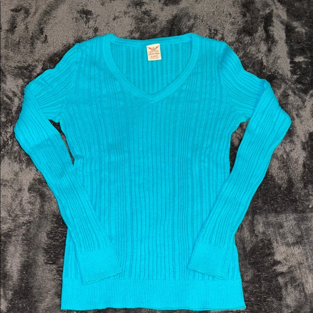 Sweater - Picture 2 of 2
